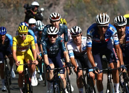 UCI past 3 kilometer-regel aan in Touretappes, ‘veilige zone’ komt eerder