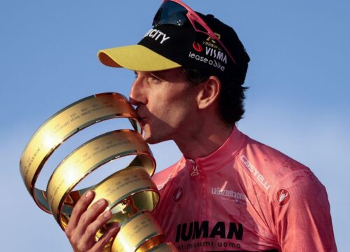 Giro d’Italia kent in 2026 zeven finishes bergop, vrouwen over onverharde Finestre